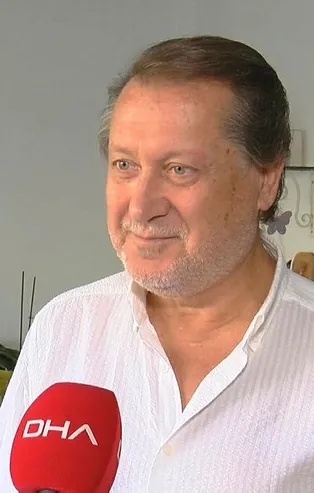 Orhan Gencebay, Hülya Koçyiğit ve Ahmet Özhan'dan Diyarbakır'da nöbet tutan annelere destek