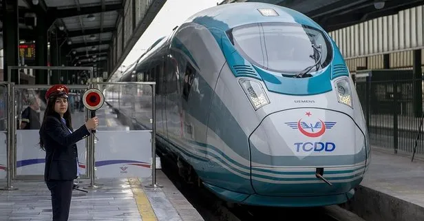 Tren yolcusu 20 milyonu geçti