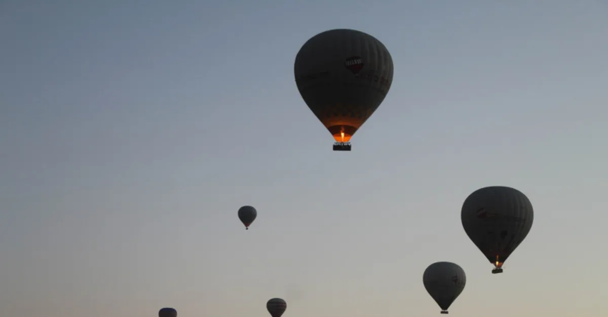 Gökyüzünde görsel şölen! Kapadokya’da balonlar havalandı