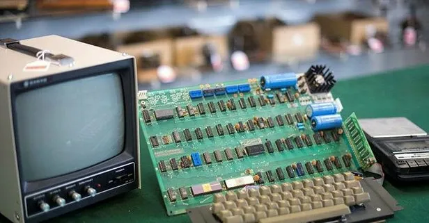 Apple’ın ilk bilgisayarı 10 milyon 658 TL’ye satışa çıkarıldı: 2 bin 250 kat daha fazla