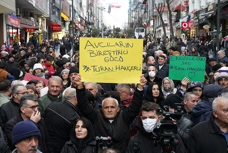 İstanbul’da aday krizi!