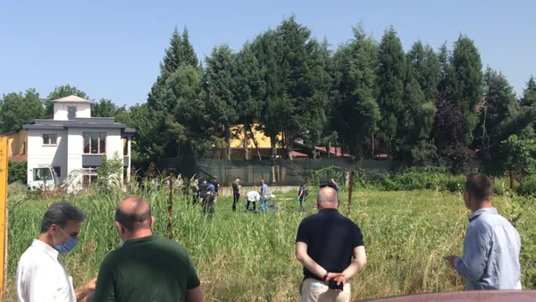 sakaryada-13-parcaya-ayrilan-cesetlerin-baslari-bulunamadi-1625221415452.jpg Sakarya'da 13 parçaya ayrılan cesetlerin başları bulunamadı-10