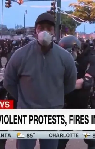 George Floyd'un öldürülmesi ABD'yi karıştırdı! CNN'nin siyahi muhabiri Omar Jimenez'e canlı yayında gözaltı