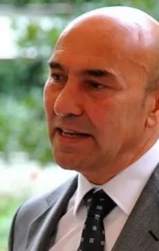 İzmir’e özel bayrak ve para çıkışıyla tepki toplayan CHP’li Tunç Soyer hakkında savcılığa suç duyurusunda bulunulacak