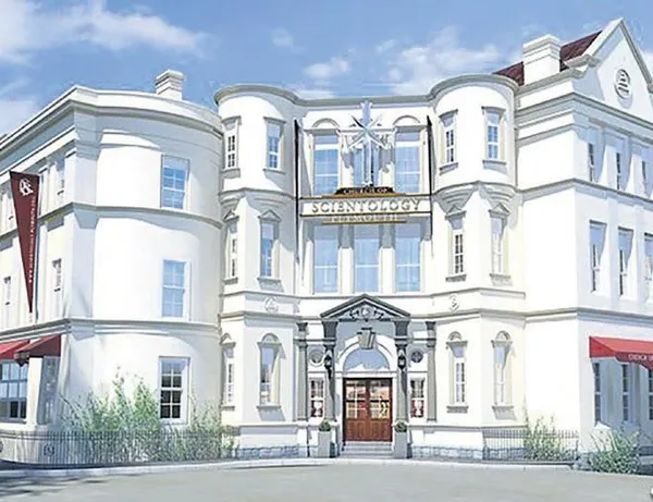 Tom Cruise ve Kristie Alley bile var: Sayntologlar, bir nükleer felaket sonrası insanlığın yok olacağına inanıyor-9