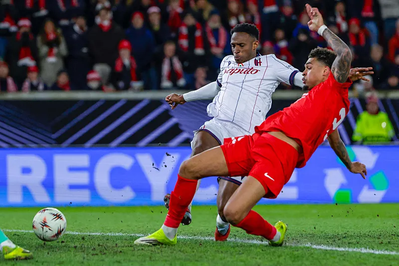 Fenerbahçe'den dünya yıldızı stoper ve forvet transferi! Bombalar patlayacak - 15