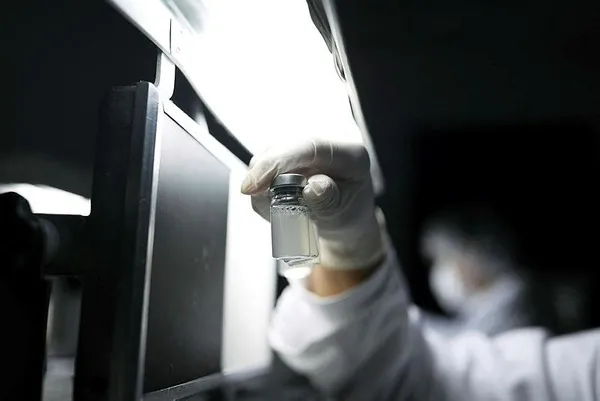 cinli-ilac-sirketi-sinovactan-koronavirus-asi-coronavacin-etkinligiyle-ilgili-flas-aciklama-1610553424246.jpeg Çinli ilaç şirketi Sinovac'tan koronavirüs aşı CoronaVac'ın etkinliğiyle ilgili flaş açıklama-4