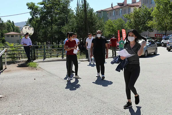 yks-ek-tercih-saat-kacta-bitecek-2020-yks-ek-tercih-bitti-mi-1600862978607.jpg YKS ek tercih saat kaçta bitecek? 2020 YKS ek tercih bitti mi?-2