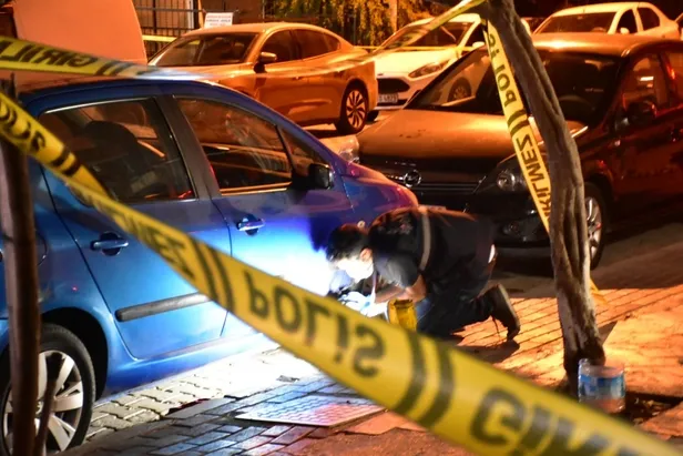 izmirde-taksicilerin-yolcu-kavgasi-1i-agir-4-yarali-1601448318924.jpg İzmir’de taksicilerin yolcu kavgası kanlı bitti: 1'i ağır, 4 yaralı - 1