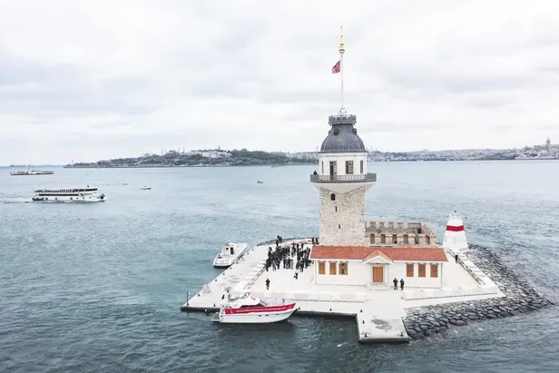 37 yıl önce terziliğe başlayan Desmond Merrion'un kişiye özel takım elbiseleri cep yaktı!-5