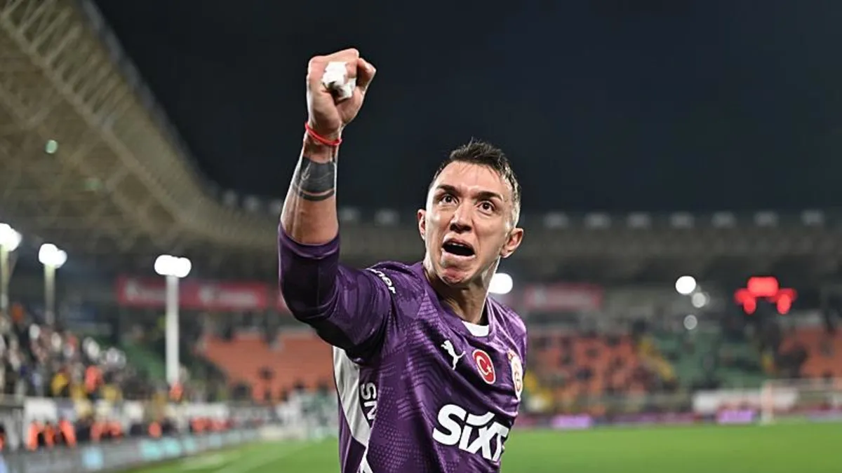 Muslera'dan ateşleyici konuşma: Alanyaspor maçının devre arasında neler yaşandı? O detaylara TAKVİM ulaştı