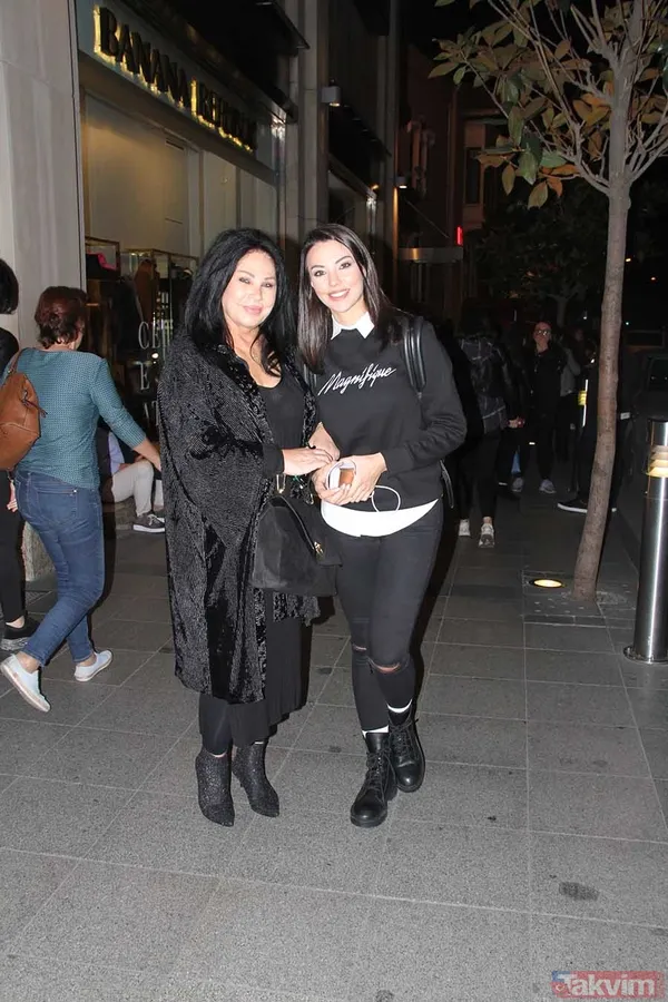 Sefirin Kızı'nın Nare'si Neslihan Atagül annesinin kopyası! Neslihan Atagül'ün güzelliği Rus annesinden... - 46