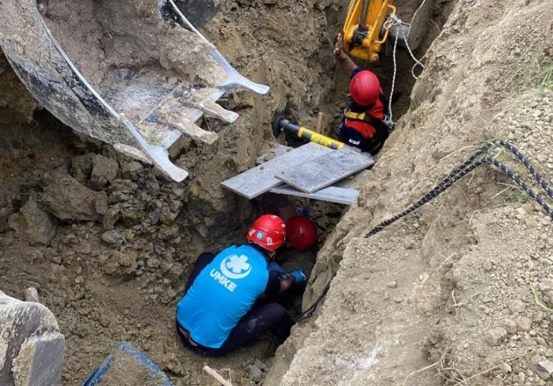 Çanakkale’de toprak kayması! 2 kişi hayatını kaybetti: Faciada acı detay ortaya çıktı-5
