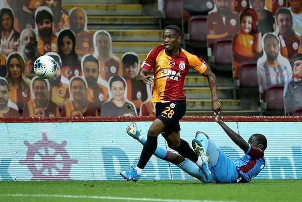 galatasarayda-bir-ayrilik-daha-iste-yeni-adresi-1601890836535.jpg Galatasaray'da bir ayrılık daha! İşte yeni adresi-2