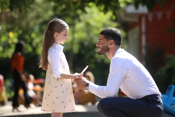 bir-kucuk-gun-isigi-5-bolum-2-fragmani-yayinlandi-gunesin-annesinin-kim-oldugunu-ogrendiginde-sen-ne-yaparsin-1664561261780.jpg Bir Küçük Gün Işığı 5. bölüm 2. fragmanı yayınlandı: “Güneş'in annesinin kim olduğunu öğrendiğinde sen ne yaparsın?"-4