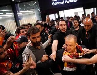 Galatasaraylı taraftarlar Fatih Terim ve futbolcuları böyle karşıladı