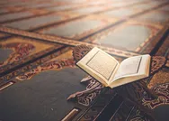 Sakız çiğnemek orucu bozar mı? Diyanete göre makyaj yapmak orucu bozar mı? Oruçluyken sevgiliyi yanaktan öpmek…