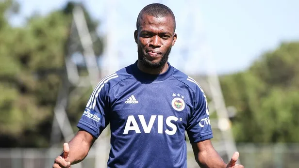 trabzonspor-yeni-transferi-trezeguetye-kavustu-yildiz-oyuncu-istanbula-geldi-1656803631011.jpeg Trabzonspor, yeni transferi Trezeguet’ye kavuştu! Yıldız oyuncu İstanbul'a geldi-7