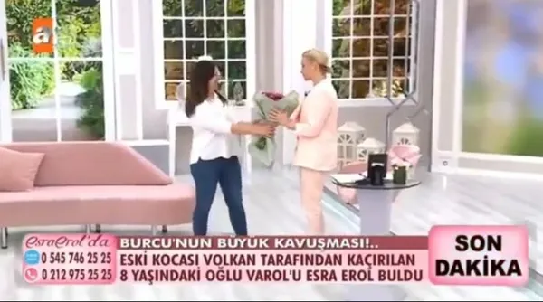 gozu-yasli-annenin-imdadina-kosmustu-esra-eroldan-duygusal-satirlar-ulkemizin-basina-gelen-en-guzel-sey-1654288661876.jpg Gözü yaşlı annenin imdadına koşmuştu! Esra Erol’dan duygusal satırlar! “Ülkemizin başına gelen en güzel şey...”-5