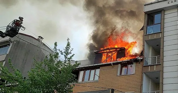 Esenyurt’ta yangın paniği! 3 katlı binada çıkan yangın kameralar yansıdı