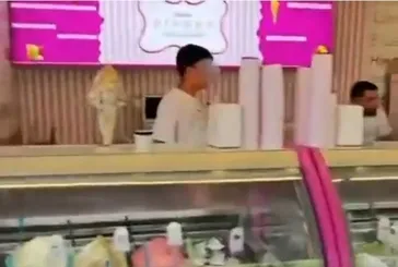 Topu 400 TL'lik dondurmaya bakanlık freni