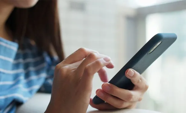 https www takvim com tr ekonomi 2020 06 27 o telefonlar kapatilacak cep telefonu kullanan milyonlar dikkat hemen bunu yapin