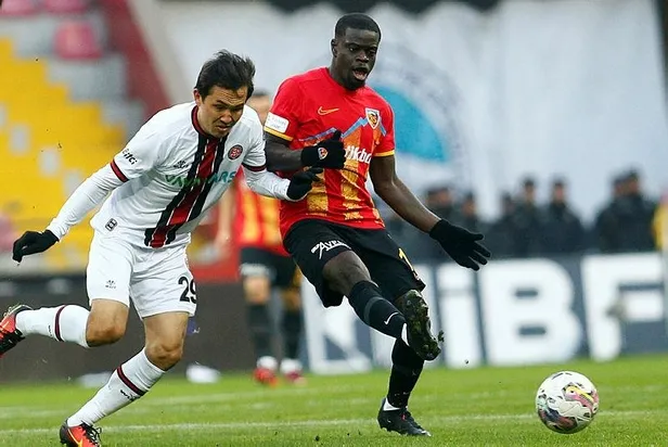 Fatih Karagümrük galibiyet serisine devam ediyor! Kayserispor 2-4 Fatih Karagümrük (MAÇ SONUCU- ÖZET)-3