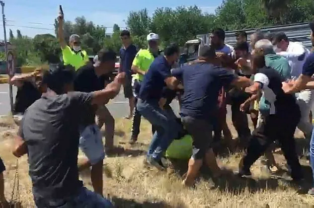 Son dakika: Muğla'da polisin dur ihtarına uymayıp üstüne polisleri darp edenler tutuklandı