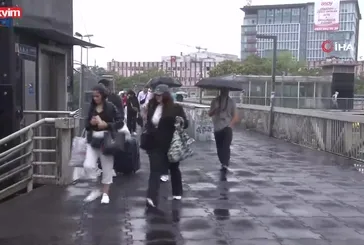 İstanbul’da yağmur etkili oluyor