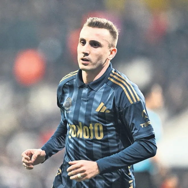 Kerem bunu hep yapıyor