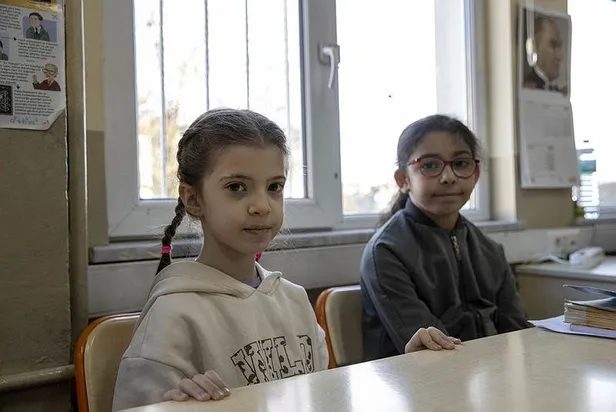 Asrın felaketi sonrası 71 ilde öğrenciler ders başı yaptı! Deprem bölgesinde okullar ne zaman başlayacak?-9