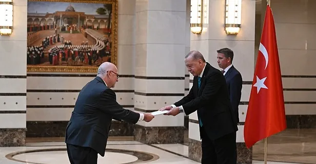 Külliye'de "güven" kabulü... Başkan Erdoğan'a mektuplar tek tek sunuldu