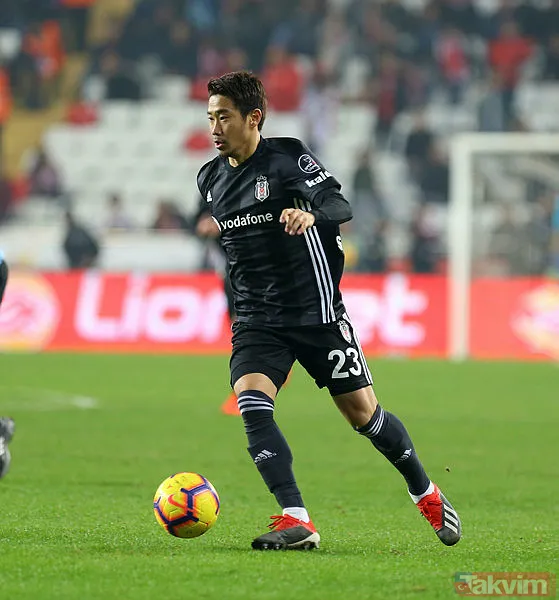 Kagawa'nın sevgilisi Maggy Natsuki sosyal medyayı salladı! Beşiktaş'ın yeni yengesi - 2