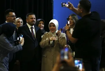 AK Parti’den Balıkesir’de Kadın Buluşması etkinliği! Başkan Erdoğan telefonla bağlandı