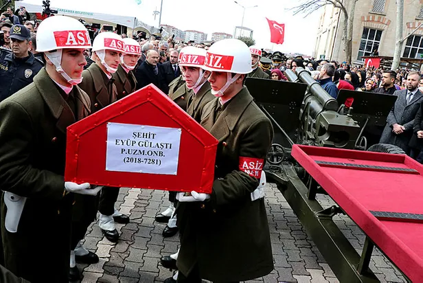 İdlib'de şehit olan Eyüp Gülaştı'nın 4 yaşındaki yeğeninin sözleri yürekleri dağladı!-3