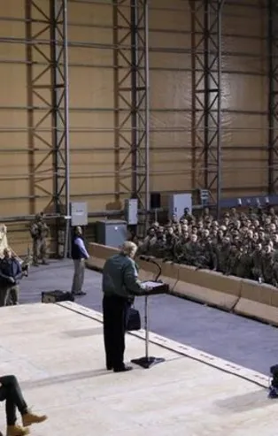 Trump'ın ziyaret ettiği üsse saldıracaklardı
