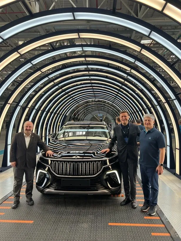 chpli-milletvekillerden-sonra-togga-bir-ovgu-de-iyi-parti-eskisehir-milletvekili-nebi-hatipoglundan-geldi-inan-1694040574716.jpeg CHP'li milletvekillerden sonra Togg'a bir övgü de İYİ Parti Eskişehir Milletvekili Nebi Hatipoğlu'ndan geldi: İnanılmaz modern-2