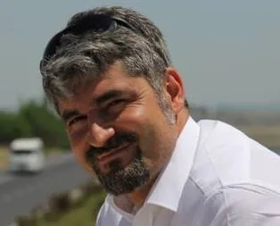 Yüksekdağ’ın danışmanı saldırıyı kutladı