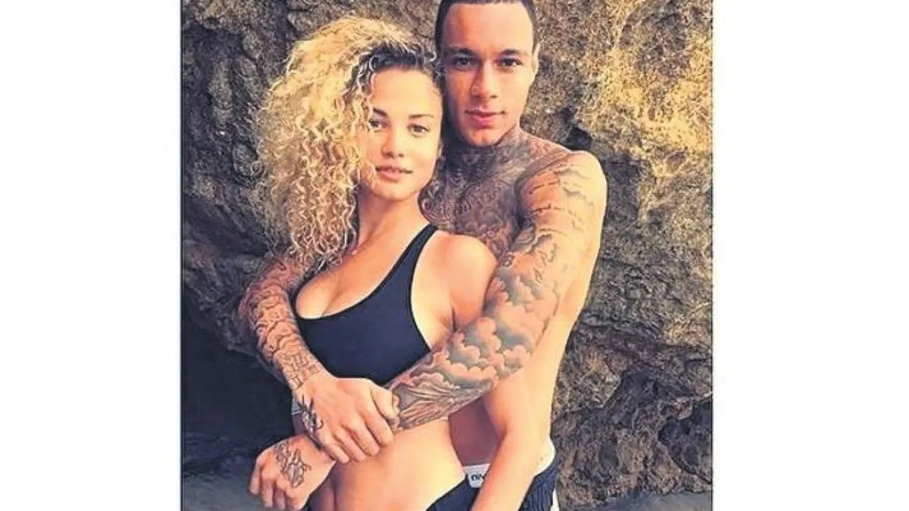 Real Madrid’in yıldızı Kylian Mbappe ünlü model Rose Bertram’a jest!