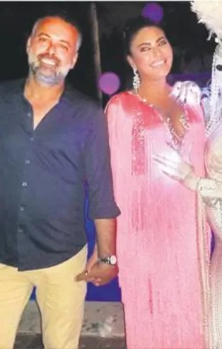 Süreyya Yalçın yeni yaşını Ozan Baran'ın düzenlediği partiyle kutladı