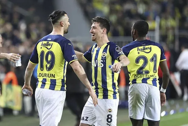 ismail-kartalin-fenerbahcesi-onune-geleni-yikiyor-teknik-direktorluk-planinda-dengeleri-degistirdi-1649632391296.jpeg İsmaıl Kartal'ın Fenerbahçe'si önüne geleni yıkıyor! Teknik direktörlük planında dengeleri değiştirdi-7