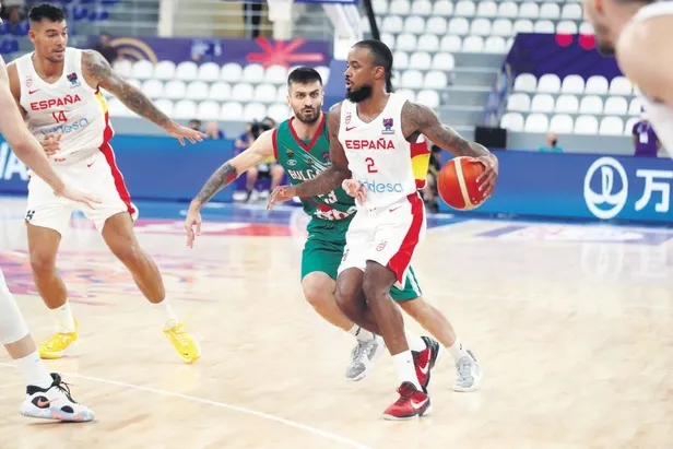 12-dev-adam-son-nefeste-a-milli-basketbol-takimi-ilk-macindan-galibiyetle-ayrildi-1662076669458.jpeg 12 dev adam son nefeste! A Milli Basketbol Takımı ilk maçından galibiyetle ayrıldı-7