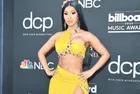 Cardi B'nin konsere giden kişiye fırlattığı mikrofon açık artırmaya çıktı!