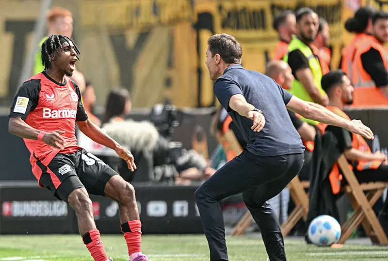 Frimpong özel uçakla Liverpool’da