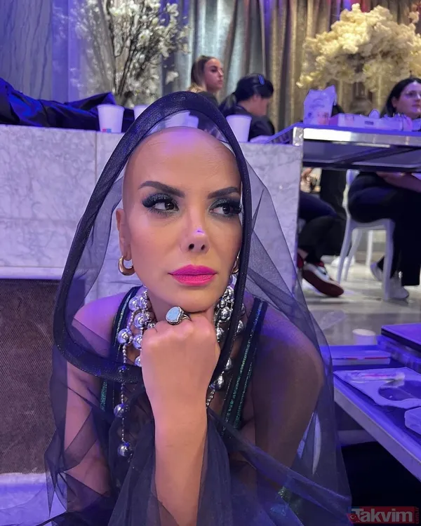 Kanser tedavisi gören Tanyeli 49 kiloya kadar düştü! Yaşadığı süreci anlatırken gözyaşlarına boğuldu! Ebru Gündeş, Sibel Can, Zara... - 21