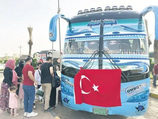 avukat-sevgilisine-kabusu-yasatti-oldurecek-beni-1682376829357.jpeg Avukat sevgilisine kabusu yaşattı: "Öldürecek beni..."-8