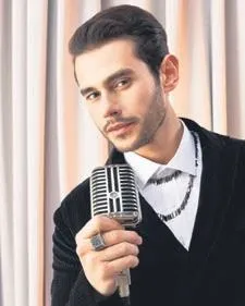 simit-cikisiyla-gundeme-gelen-hulya-avsardan-soke-eden-karar-artik-sokakta-1644259404143.jpeg Simit çıkışıyla gündeme gelen Hülya Avşar'dan şoke eden karar! Artık sokakta...-3