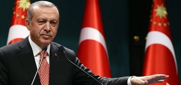 Cumhurbaşkanı Erdoğan, Ankara Cumhuriyet Başsavcılığına avukatı aracılığıyla dilekçe göndererek, 15 Temmuz darbe girişimiyle ilgili suçlar nedeniyle tüm şüphelilerden şikayetçi oldu