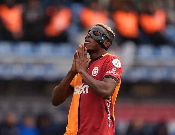 Osimhen için Arsenal atakta