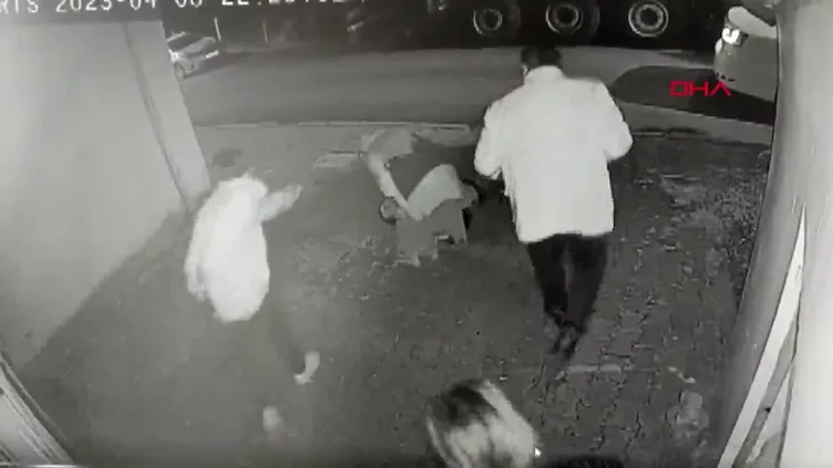 Arnavutköy'deki silahlı kavga kamerada!